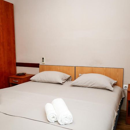 Apartments Djukic Tivat Bagian luar foto
