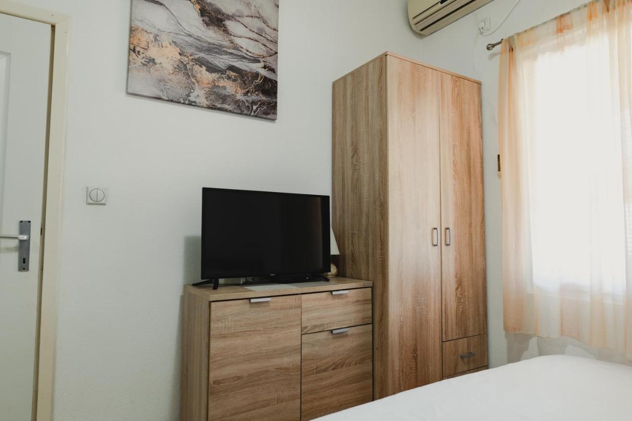 Apartments Djukic Tivat Bagian luar foto