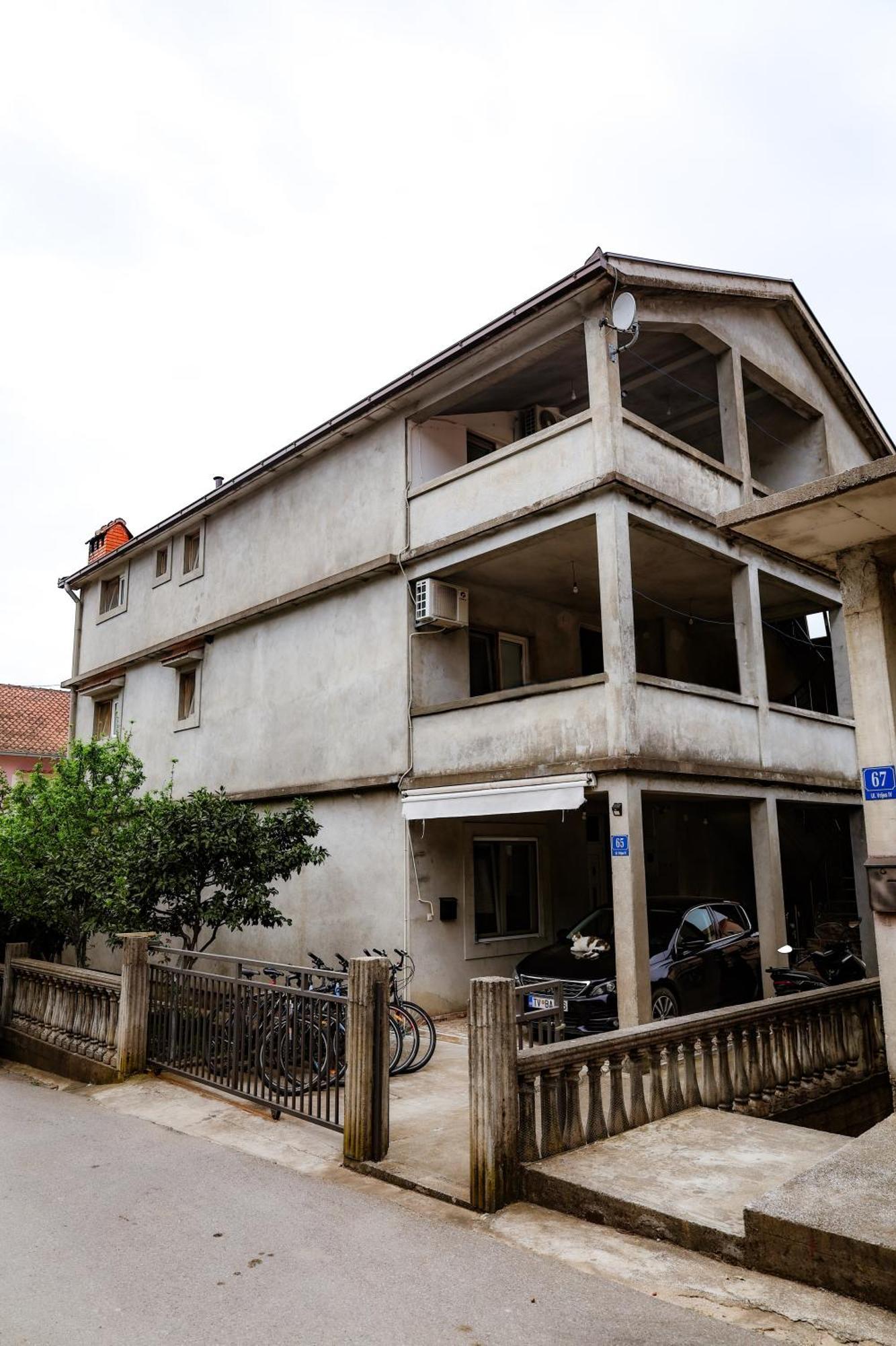 Apartments Djukic Tivat Bagian luar foto