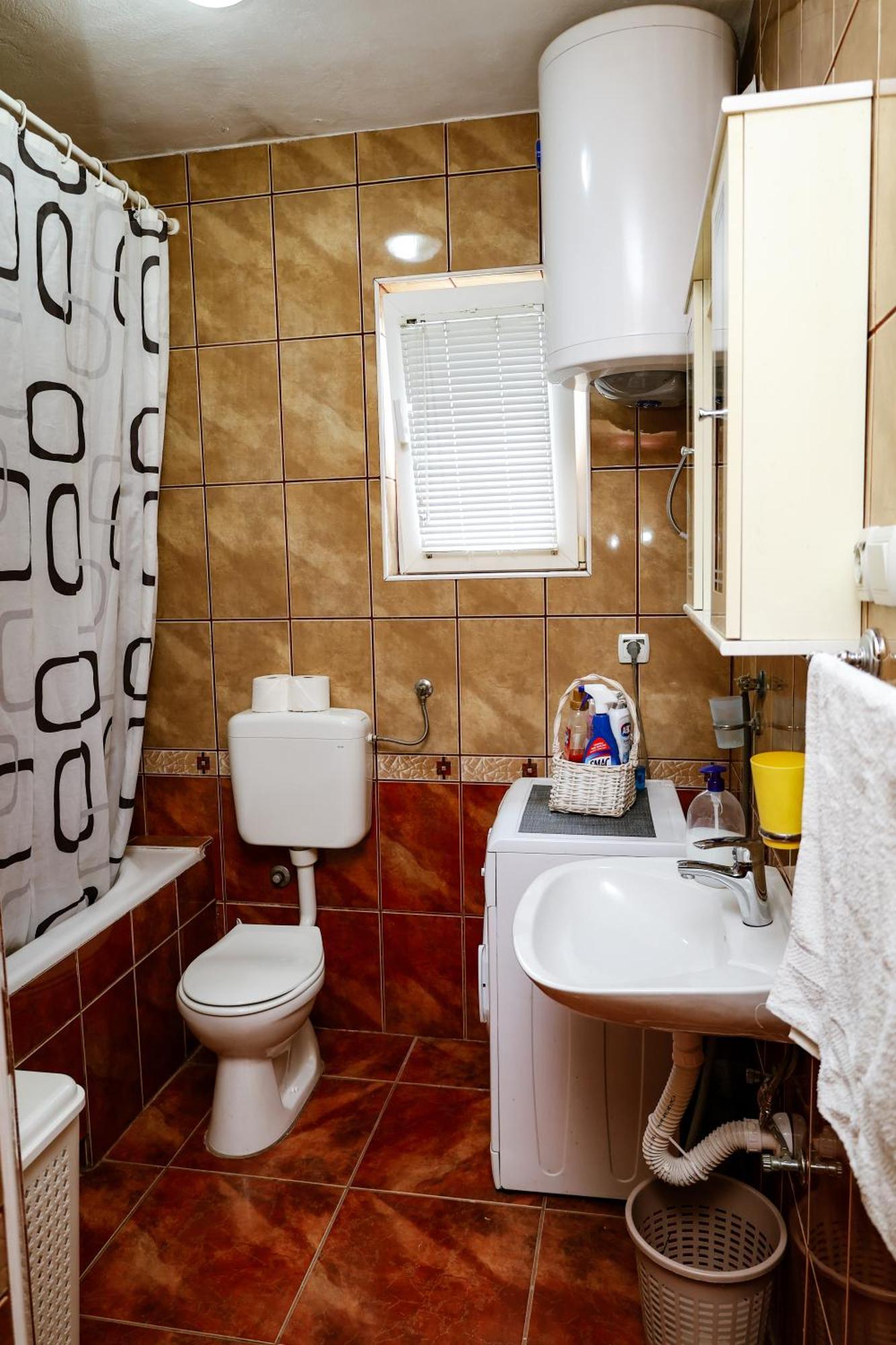 Apartments Djukic Tivat Bagian luar foto