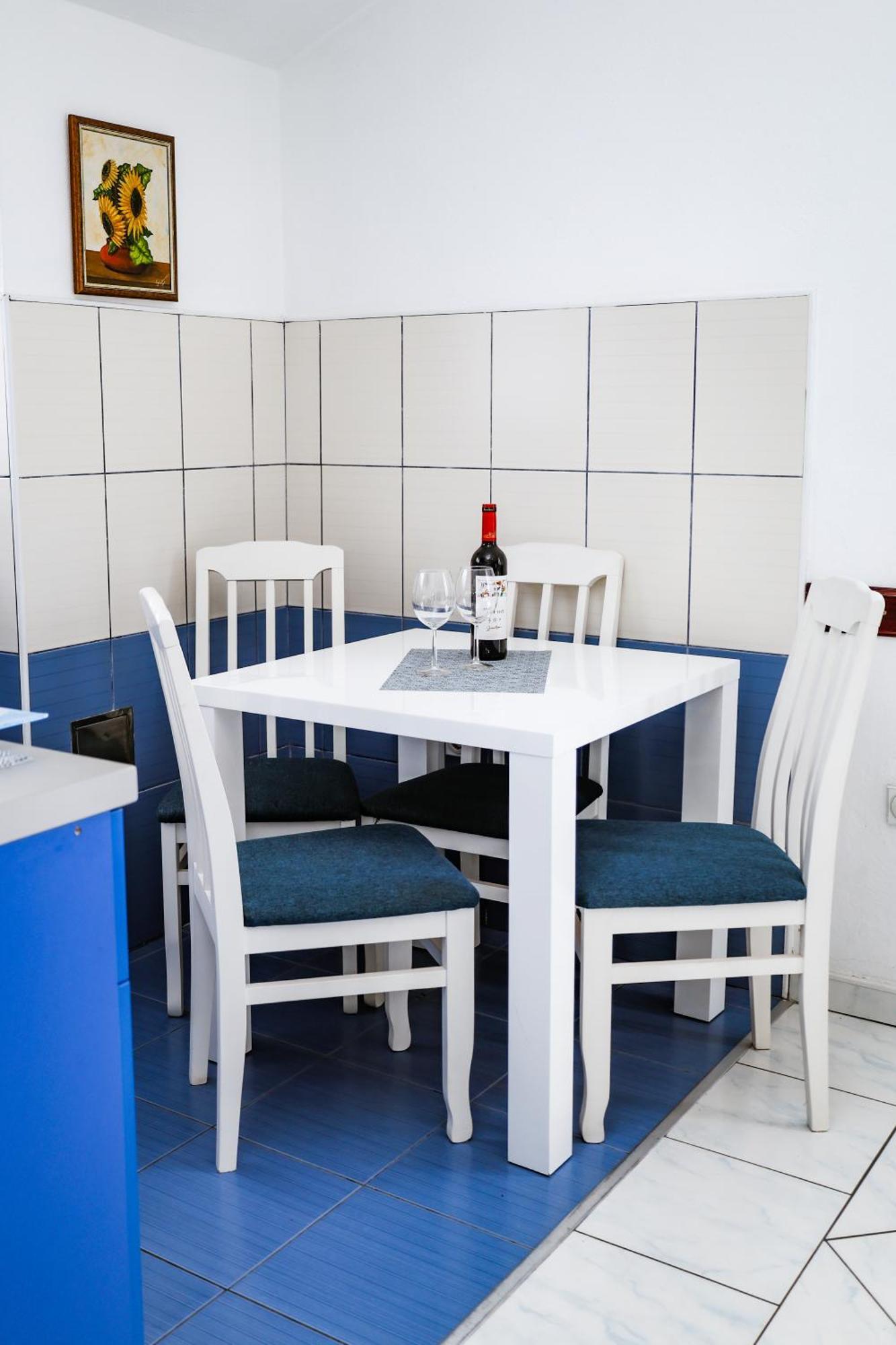 Apartments Djukic Tivat Bagian luar foto