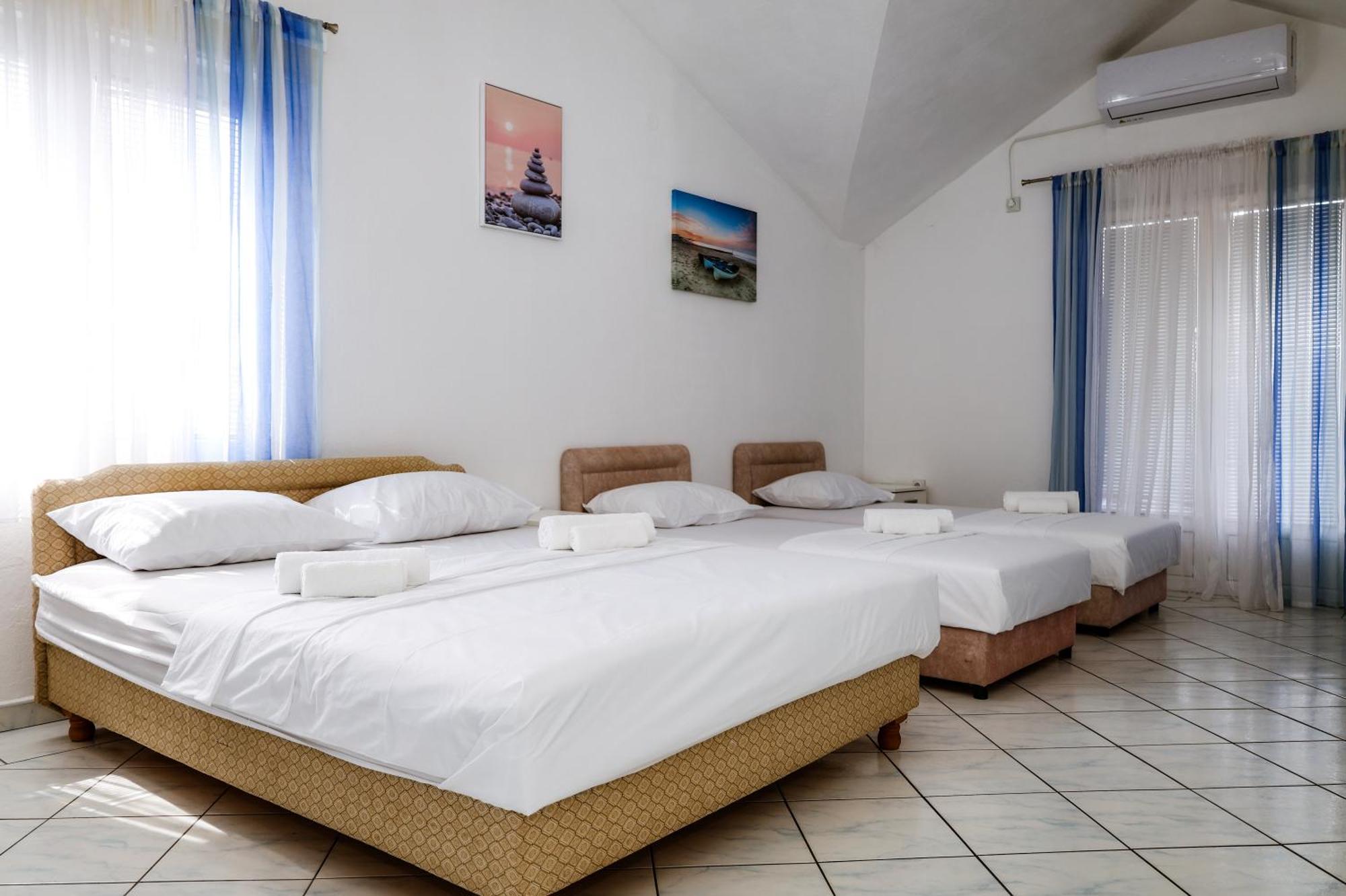 Apartments Djukic Tivat Bagian luar foto